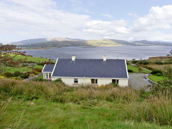 Lough Currane Cottage Уотървил Екстериор снимка